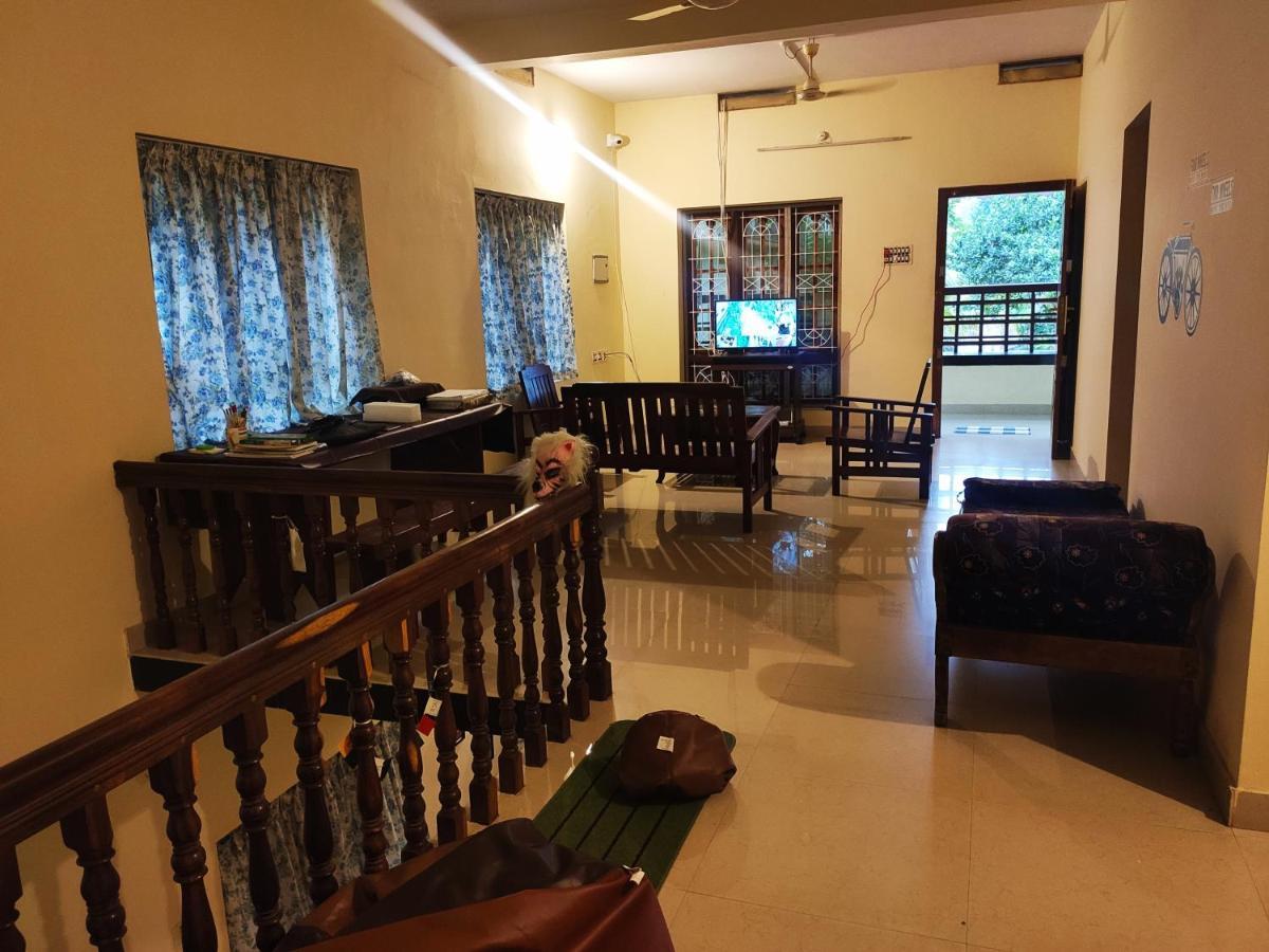 Happy Buddha Homestay 瓦尔卡拉 外观 照片