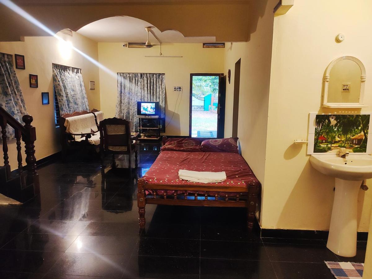Happy Buddha Homestay 瓦尔卡拉 外观 照片